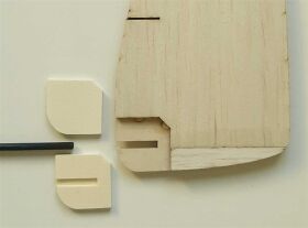 Robbe Modellsport VAYU Nurflügel Modell Holzbausatz in innovativer Sperrholzbauweise / 2695