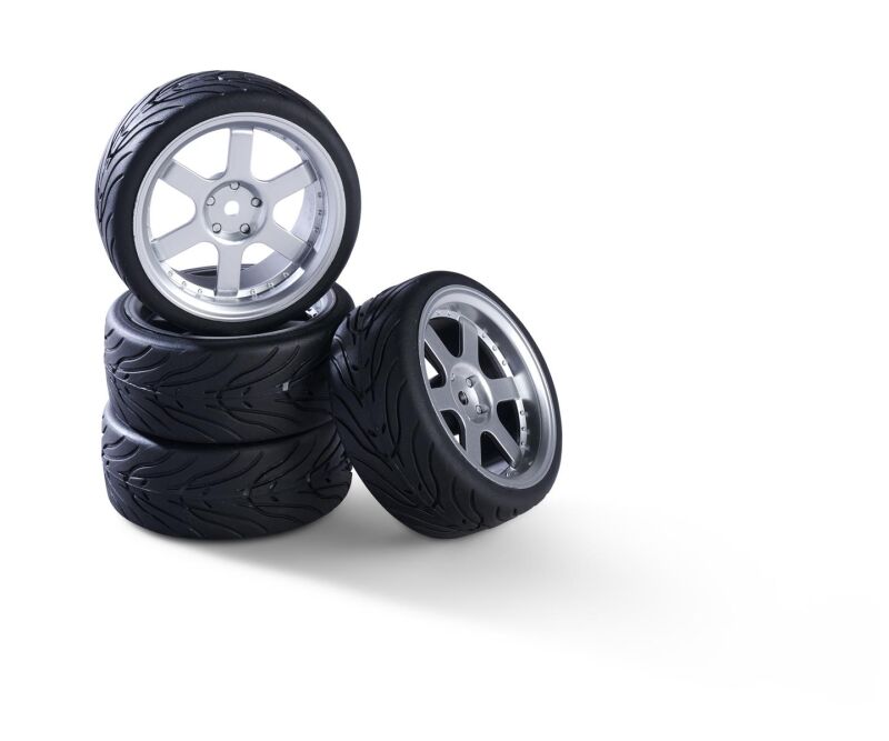 Carson 1:10 Räderset 6 Sp.-Design (4) silber / 500900192