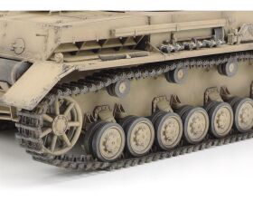 TAMIYA 1:35 Dt. PzKpfw.IV Ausf.F m. Krad DAK / 300025208