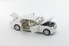 Kyosho 1:18 Rolls-Royce Phamtom EWB English White 2012 / KS08841EW2