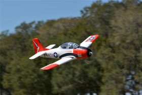 FMS T-28D Trojan V4 rot - 142cm / DPFMS083PRD