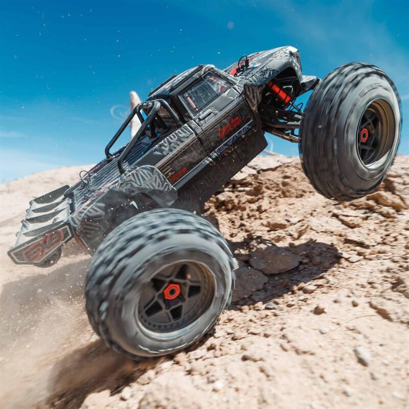 ARRMA 1/5 OUTCAST 4X4 8S BLX EXB Brushless Stunt Truck RTR Black / ARA5810V2T1