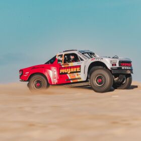 ARRMA MOJAVE 1:8 4S BLX 4X4 Brushless Desert Truck RTR, weiß / ARA4404T1