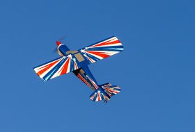 E-Flite Decathlon RJG 1.2m BNF Basic mit AS3X und SAFE Select / EFL09250