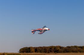 E-Flite Decathlon RJG 1.2m BNF Basic mit AS3X und SAFE Select / EFL09250