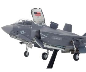 TAMIYA 1:72 F-35B Lightning II / 300060793