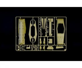 ITALERI 1:35 Sd.Kfz. 234/3 Sw. Panzerspähwagen / 510006756