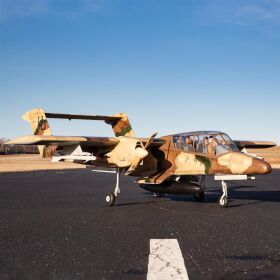 Hangar 9 OV-10 Bronco 30cc ARF 108 / HAN4670