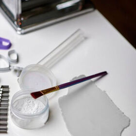 MODELCRAFT Premium Air-Dry Clay Pack 300g / 492481