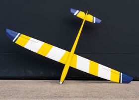 Robbe Modellsport K-Rat II Pro Voll-GFK ARF 2,0m Kompakt-Allrounder mit 2-Klappenflügel / 2704