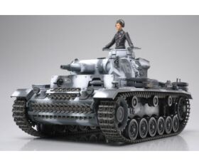 TAMIYA 1:35 WWII Dt. Pzkmpfw. III Ausf. N (1) / 300035290