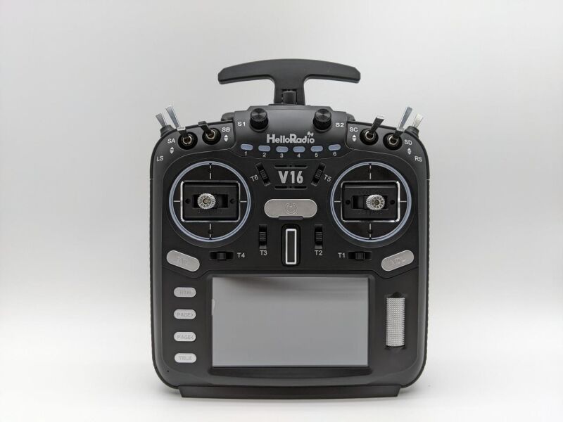 HelloRadio V16 PRO 2,4GHz - 4in1 LBT Fernsteuerung