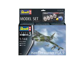 Revell Modellbausatz mit Basiszubehör Model Set Hawker Hunter FGA.9 / 63833