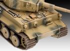 Revell Modellbausatz mit Basiszubehör Model Set PzKpfw VI Ausf. H Tiger / 63262