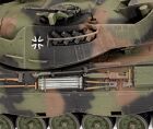 Revell Modellbausatz mit Basiszubehör Model Set Leopard 1A5 / 63320