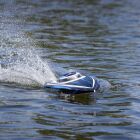 Pro Boat Sonicwake 24" Self-Righting Brushless Deep-V RTR inkl. Akku & Ladegerät, blau / PRB-1992T2