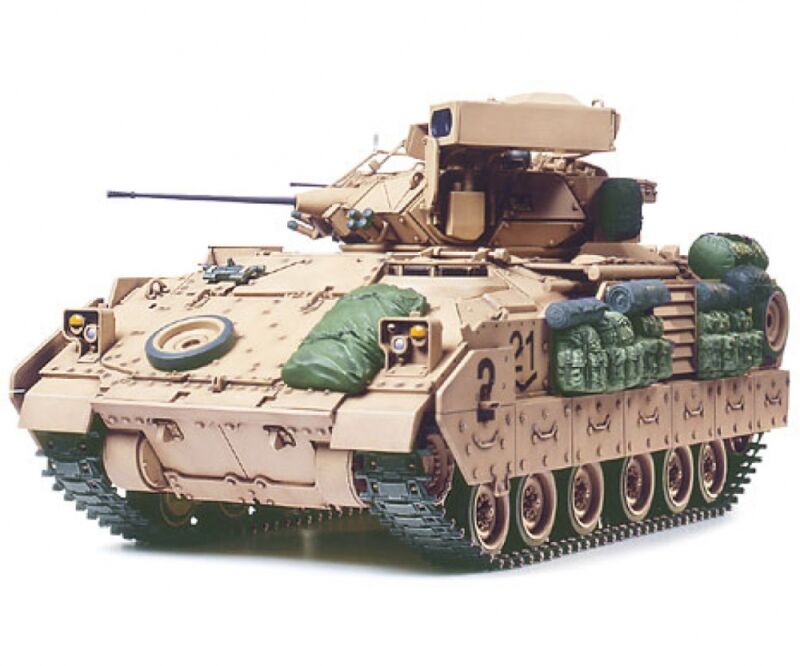 TAMIYA 1:35 US M2A2 Bradley Desert Storm IFV(2) / 300035264
