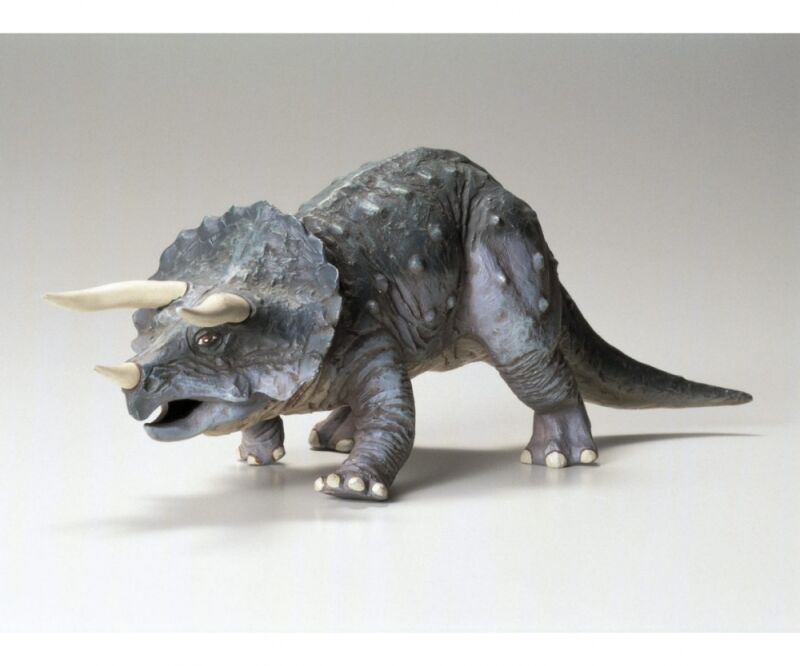 TAMIYA 1:35 Dino. Triceratops Eurycepühalus / 300060201