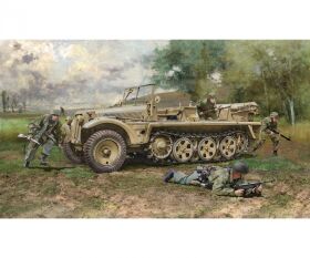 1:35 Sd.Kfz.10 Demag D7 w/German Paratr. / 510006561