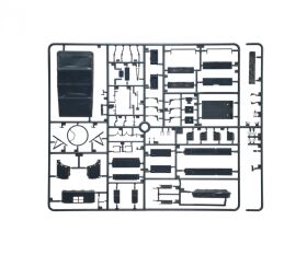 1:35 Sd.Kfz.10 Demag D7 w/German Paratr. / 510006561