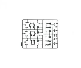 ITALERI 1:35 Sd.Kfz.173 Jagdpanther+winter crew / 510006564