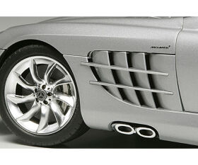 TAMIYA 1:24 Mercedes-Benz SLR McLaren Street / 300024290