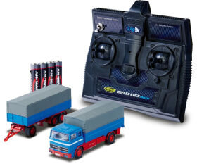 1:87 Mercedes-Benz 1620 Plane mit Anhänger blau /...