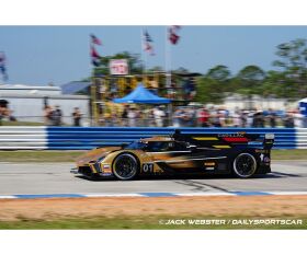 SCALEXTRIC 1:32 Cadillac V-Ser.R #01 12H Sebring 24 /...