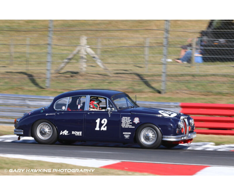 SCALEXTRIC 1:32 Jaguar MK2 G. Williams Racing / 560004596