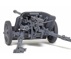 TAMIYA 1:35 Dt. PaK 38 5cm mit Mannschaft (4) / 300035392