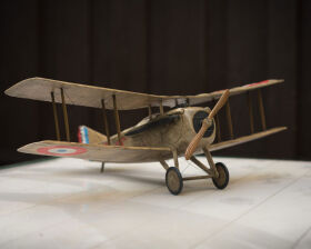 Spad VII 1:17 Balsabausatz / gu102