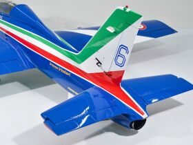Phoenix AERMACCHI MB-339 blau 180N ARF - 270 cm / 106.3";Turbinen Jet GFK / CFK / Frecce Tricolori"