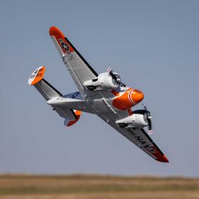 E-FLITE Beechcraft D18/RC-45J 1.5m BNF Basic mit AS3X+ und SAFE / EFL-3726