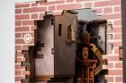 Revell Tiny Adventures - Harry Potter "Diagon Alley" Book Nook Miniaturwelt aus Holz zum Zusammenbauen / 530