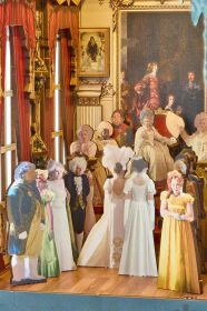 Revell Tiny Adventures Bridgerton "The Duke and I" Book Nook Miniaturwelt aus Holz zum Zusammenbauen / 542