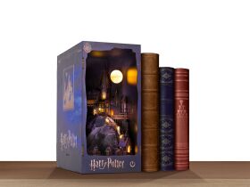 Revell Tiny Adventures Harry Potter "Hogwarts Castle" Book Nook Miniaturwelt aus Holz zum Zusammenbauen / 544