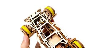 Revell Tiny Adventures Roadster Funktionsmodell 1:32 aus Holz zum Zusammenbauen / 615
