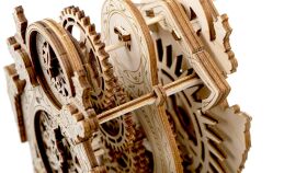 Revell Tiny Adventures Magic Clock Funktionsmodell aus Holz zum Zusammenbauen / 616