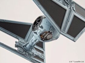 Bandai TIE Interceptor Modellbausatz zum Zusammenstecken Star Wars / 1212