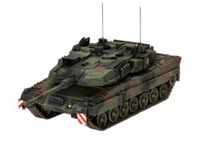 Revell Leopard 2A7A1 Panzer Modellbausatz 1:35 / 3360