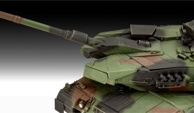 Revell Leopard 2A7A1 Panzer Modellbausatz 1:35 / 3360