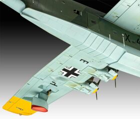 Revell Blohm & Voss BV222 Modellbausatz / 3792