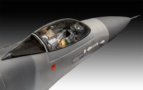 Revell F-16 Falcon 50th Anniversary Modellbausatz / 3802