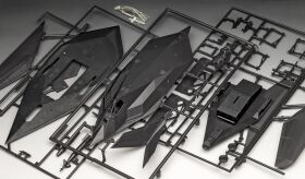 Revell Lockheed Martin F-117A Nighthawk Stealth Fighter Modellbausatz 1:72 / 3899