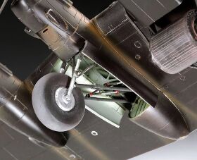 Revell Avro Lancaster B.III "Dambusters" Modellbausatz 1:72 / 4295