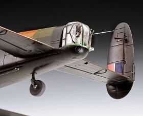 Revell Avro Lancaster B.III "Dambusters" Modellbausatz 1:72 / 4295