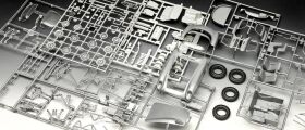 Revell Geschenkset Mercedes-Benz 300 SLR 70th Anniversary 1:24 Modellbausatz mit Basiszubehör / 5633