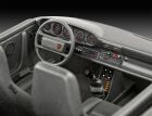 Revell Geschenkset "50 Years of the Porsche 911 Turbo" 1:24 Modellbausatz mit Basiszubehör / 5634