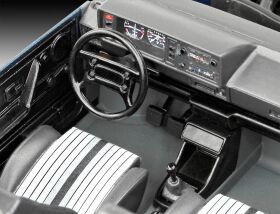 Revell Geschenkset 35 Years Volkswagen Golf GTI Pirelli 1:24 Modellbausatz mit Basiszubehör / 5694