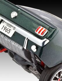 Revell 1965 Ford Mustang 2+2 Fastback Modellbausatz 1:24 / 7065
